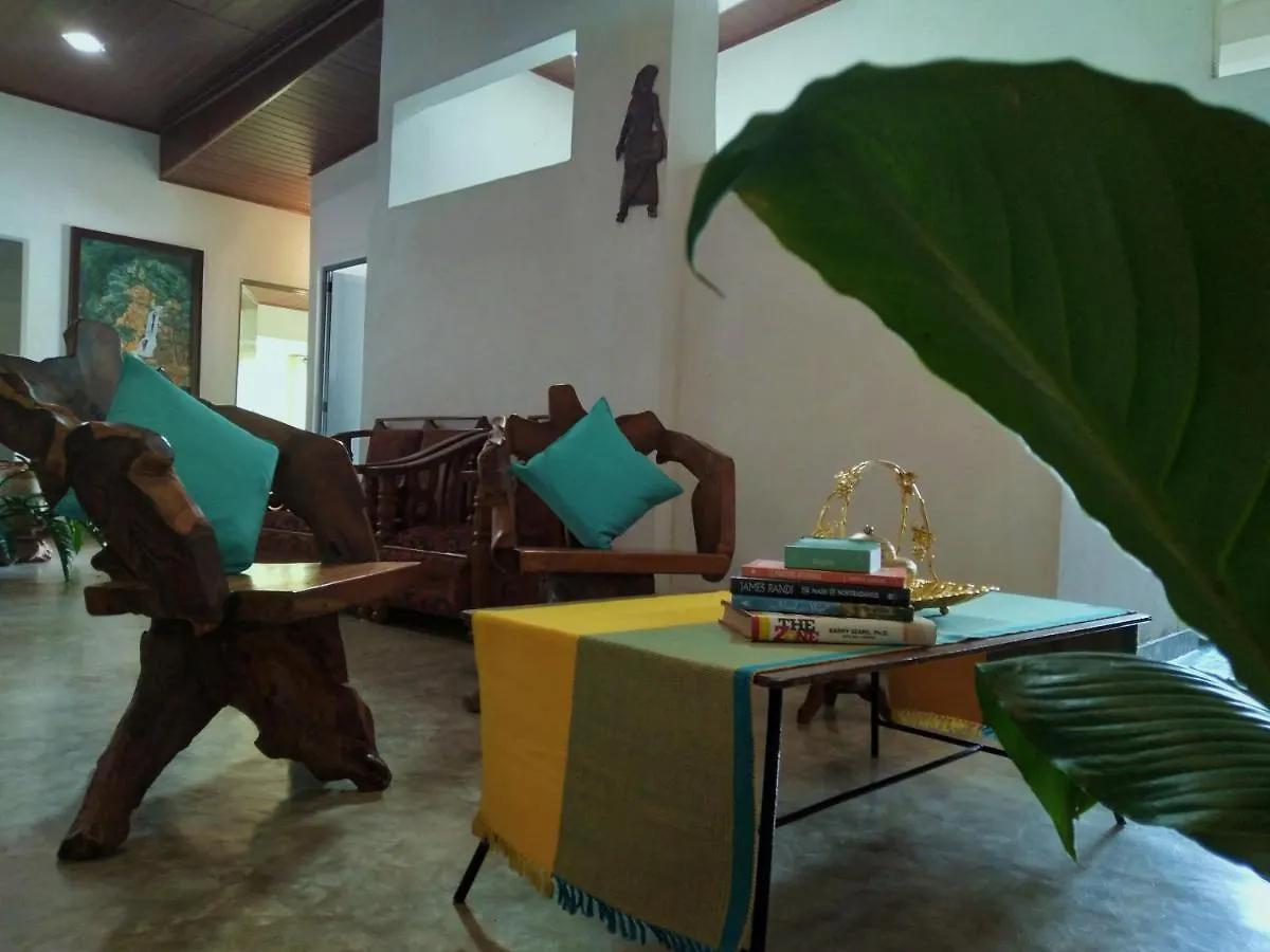 Barefoot Inn Kandy 0*,