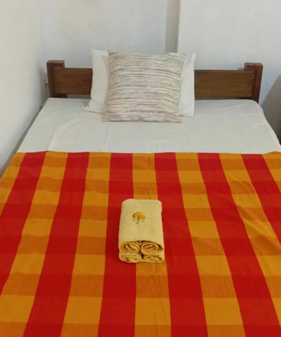 Barefoot Inn Kandy Hostal